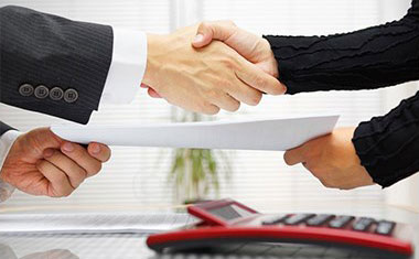 Юридически страхуем всех клиентом.